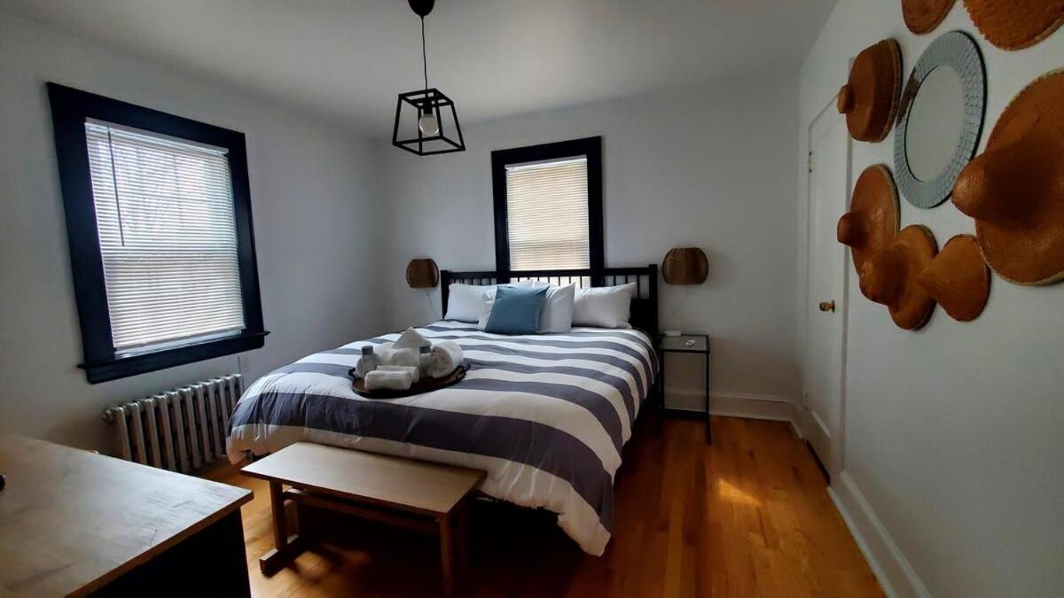 The Blue Sapphire 2Br 2 King Beds & Ample Backyard Apartment Bridgeport Ngoại thất bức ảnh