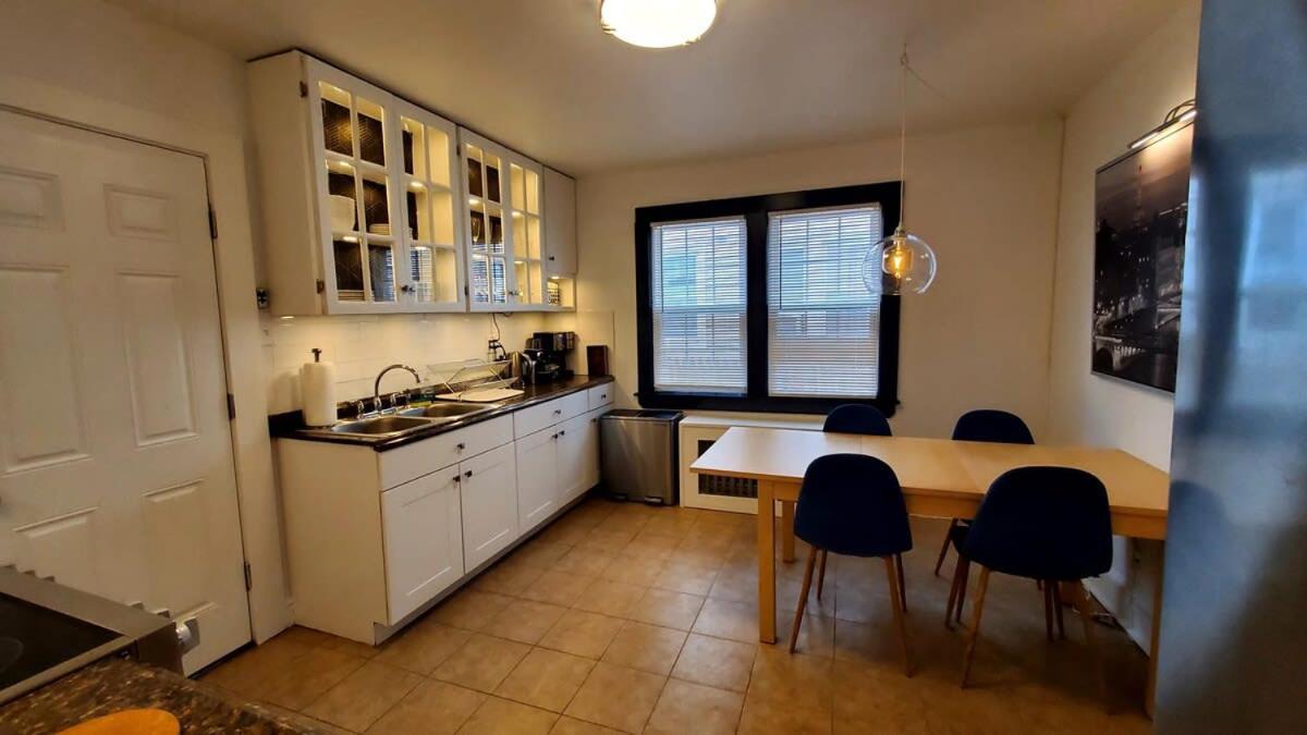 The Blue Sapphire 2Br 2 King Beds & Ample Backyard Apartment Bridgeport Ngoại thất bức ảnh