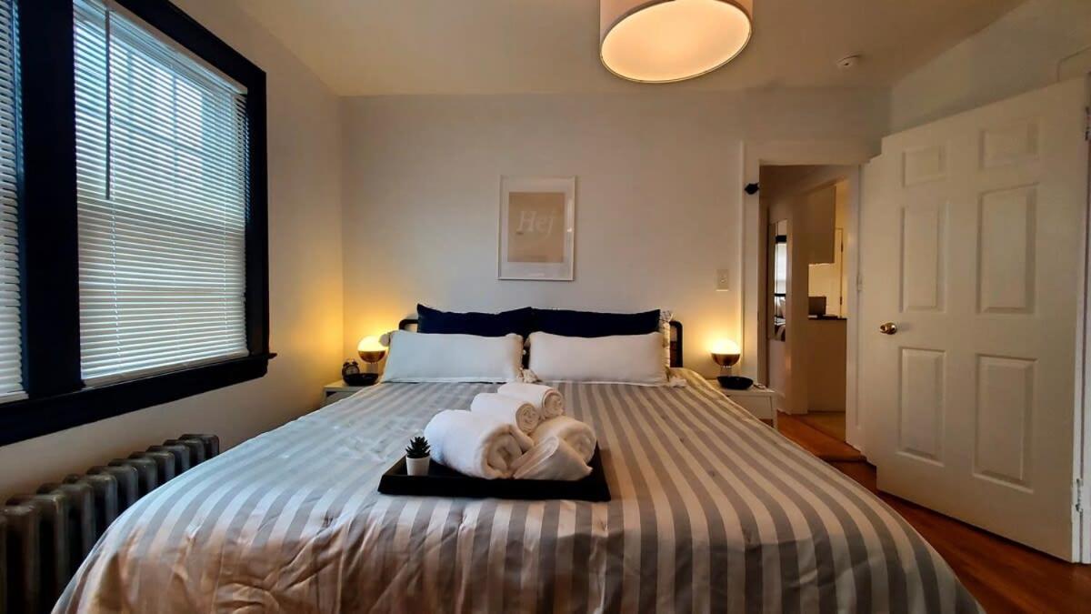 The Blue Sapphire 2Br 2 King Beds & Ample Backyard Apartment Bridgeport Ngoại thất bức ảnh