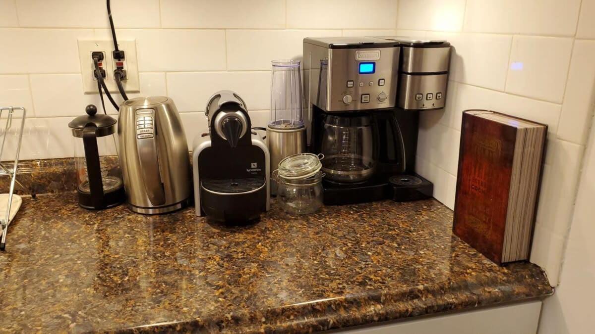 The Blue Sapphire 2Br 2 King Beds & Ample Backyard Apartment Bridgeport Ngoại thất bức ảnh