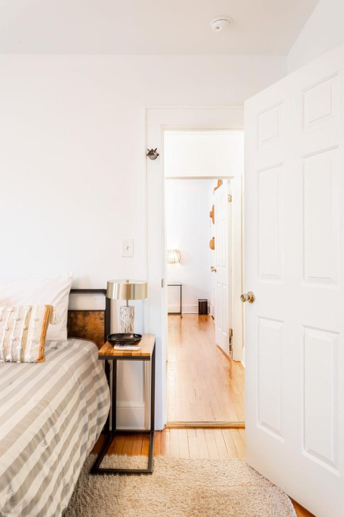 The Blue Sapphire 2Br 2 King Beds & Ample Backyard Apartment Bridgeport Ngoại thất bức ảnh