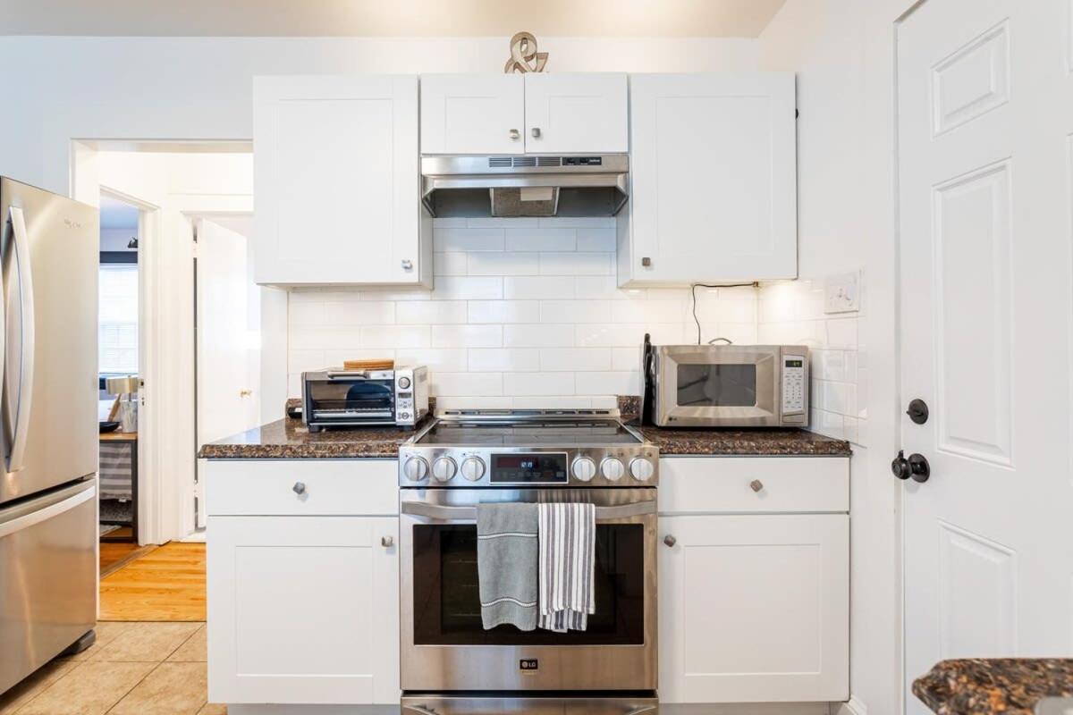 The Blue Sapphire 2Br 2 King Beds & Ample Backyard Apartment Bridgeport Ngoại thất bức ảnh